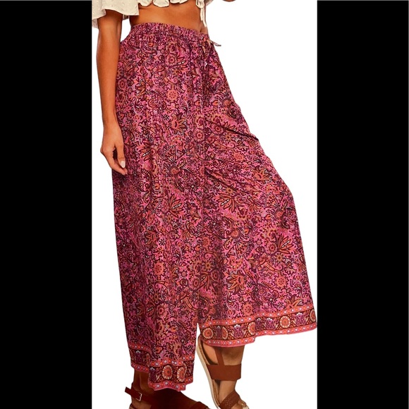 Sacred Threads Pants - NWT.  Pallozo Pants by Sacred Threads.   BL/RD 2.     222280/3